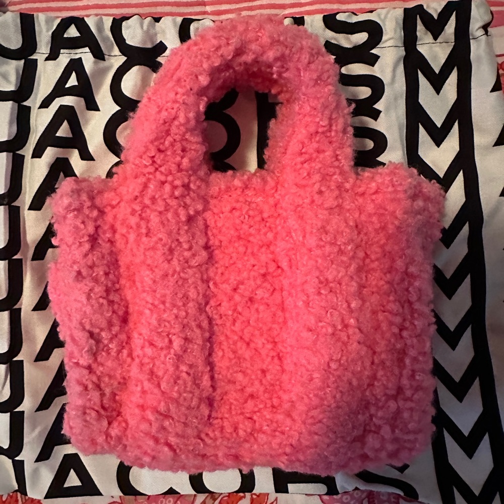 Marc Jacobs Vibrant Pink Textured Mini Bag - Picture 3 of 7